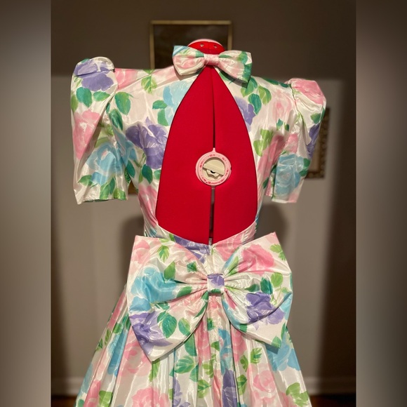 Vintage 80s Gunne Sax Pastel Floral Formal Gown With Bow Details - Picture 11 of 15